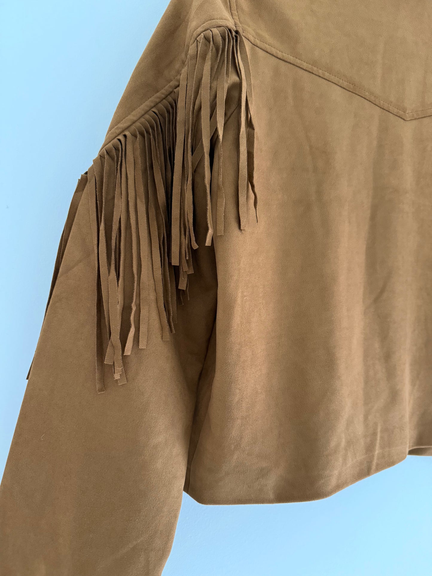 Veste camel effet daim avec franges