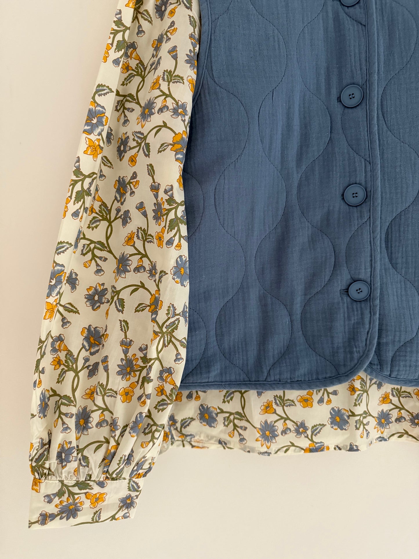 Gilet sans manches bleu matelassé gaz de coton