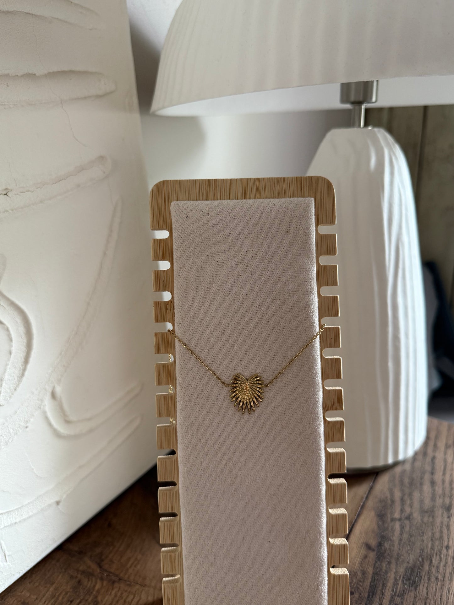 Bracelet fin avec pendant design éventail