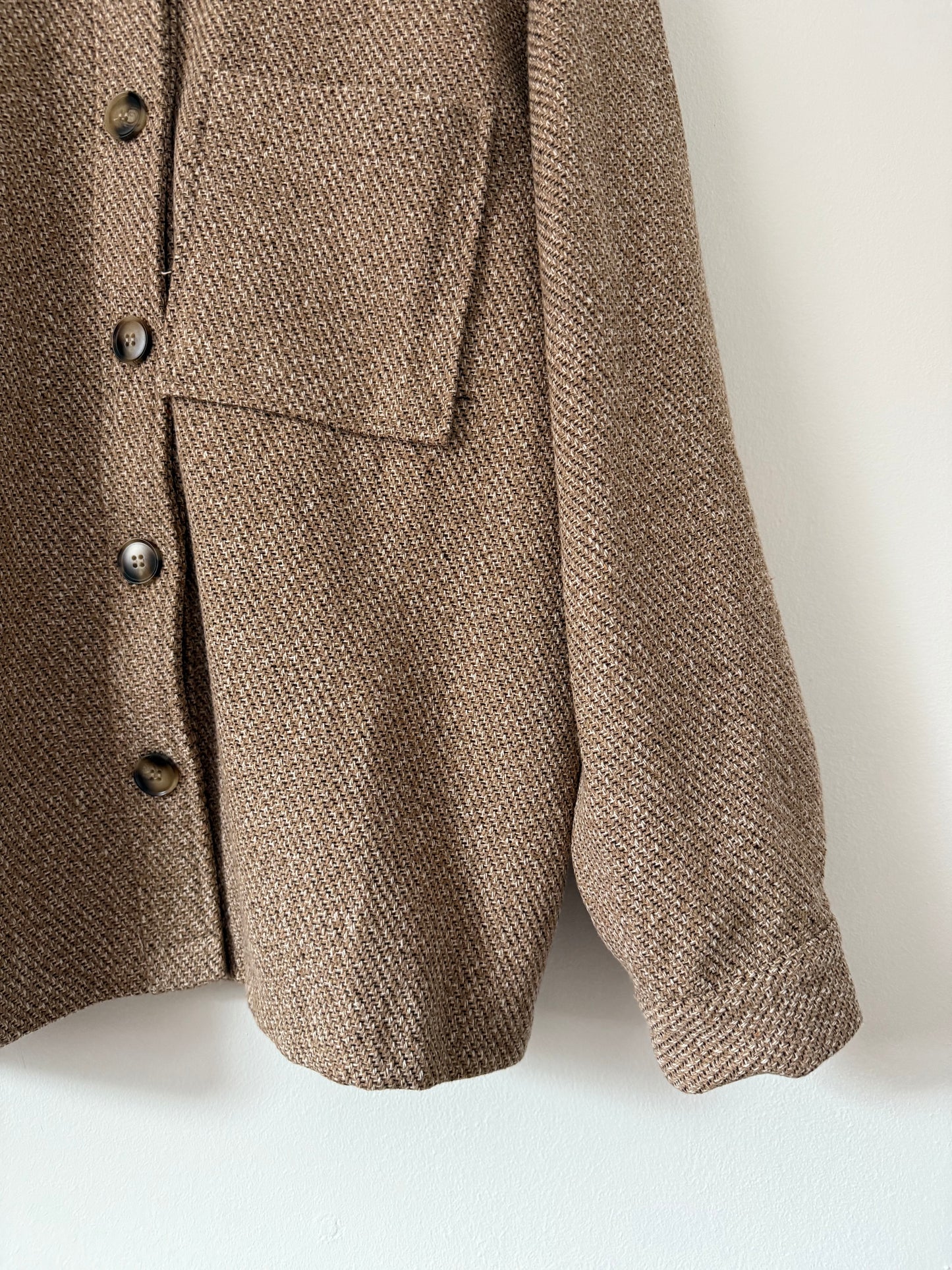 Veste chemise sans col avec boutons