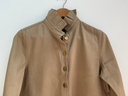Sur chemise avec grand col beige