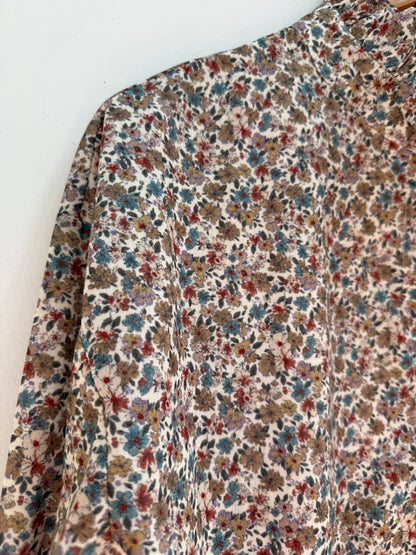 Chemise imprimé floral avec froufrous