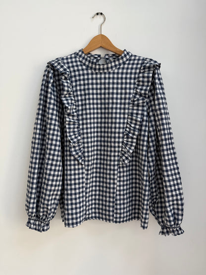 Blouse avec volants vichy bleue marine et blanche