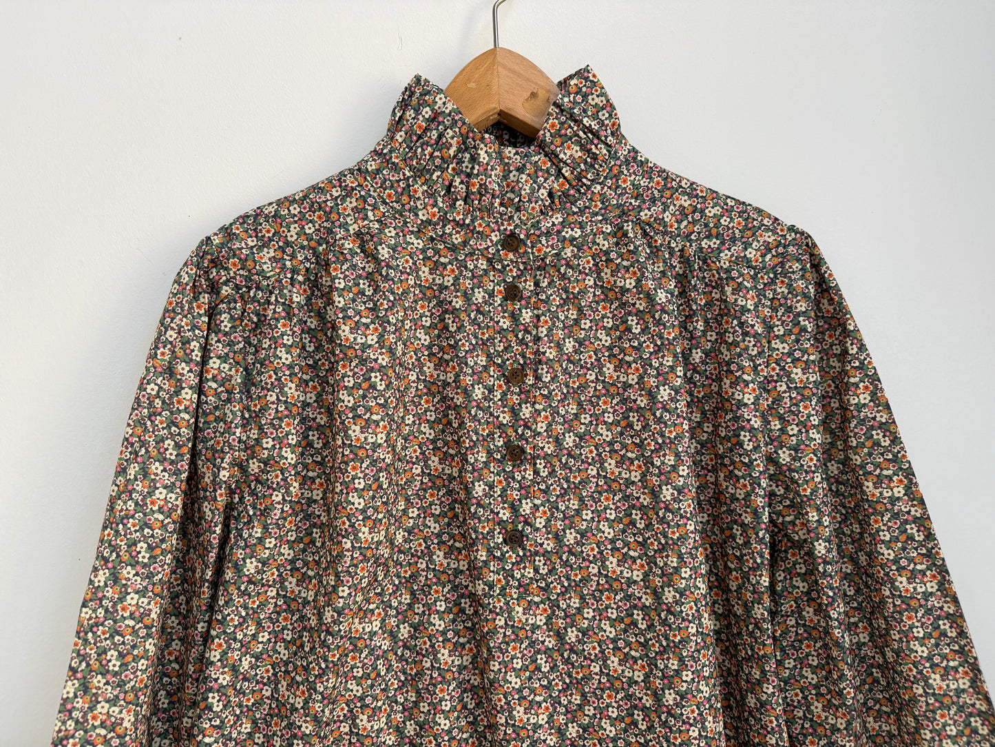 Robe avec col imprimé floral Vert/ Beige/ Orange