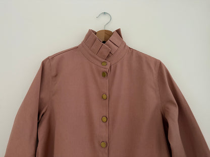 Sur chemise en jean avec grand col vieux rose