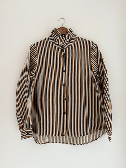 Sur chemise en jean rayée avec grand col
