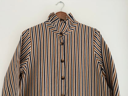Sur chemise en jean rayée avec grand col