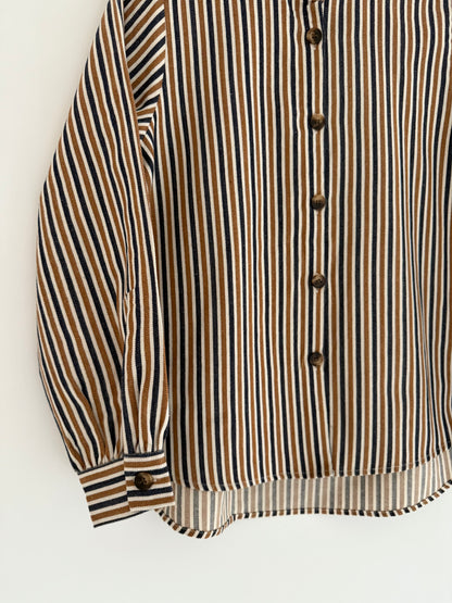 Sur chemise en jean rayée avec grand col