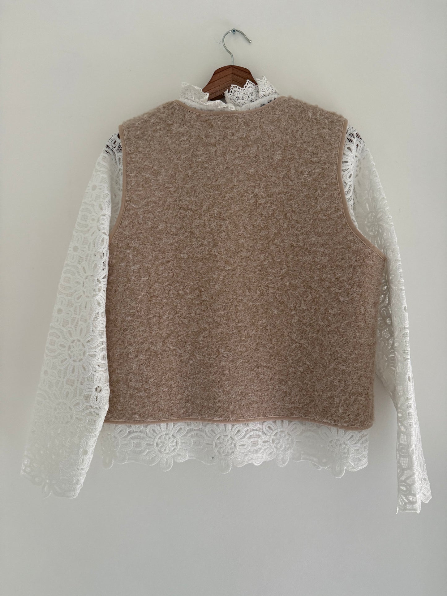 Gilet sans manches effet laine beige