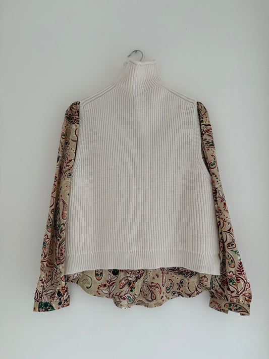 Pull sans manches avec grand col crème effet laine