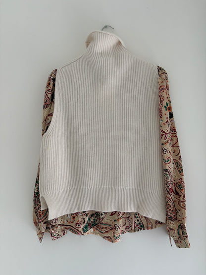 Pull sans manches avec grand col crème effet laine