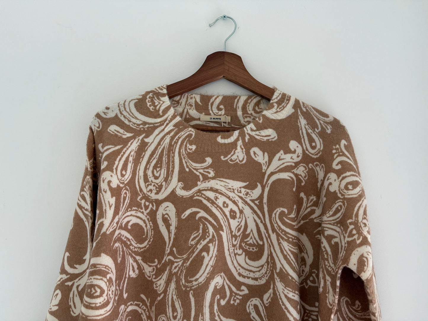 Pull col rond avec motifs