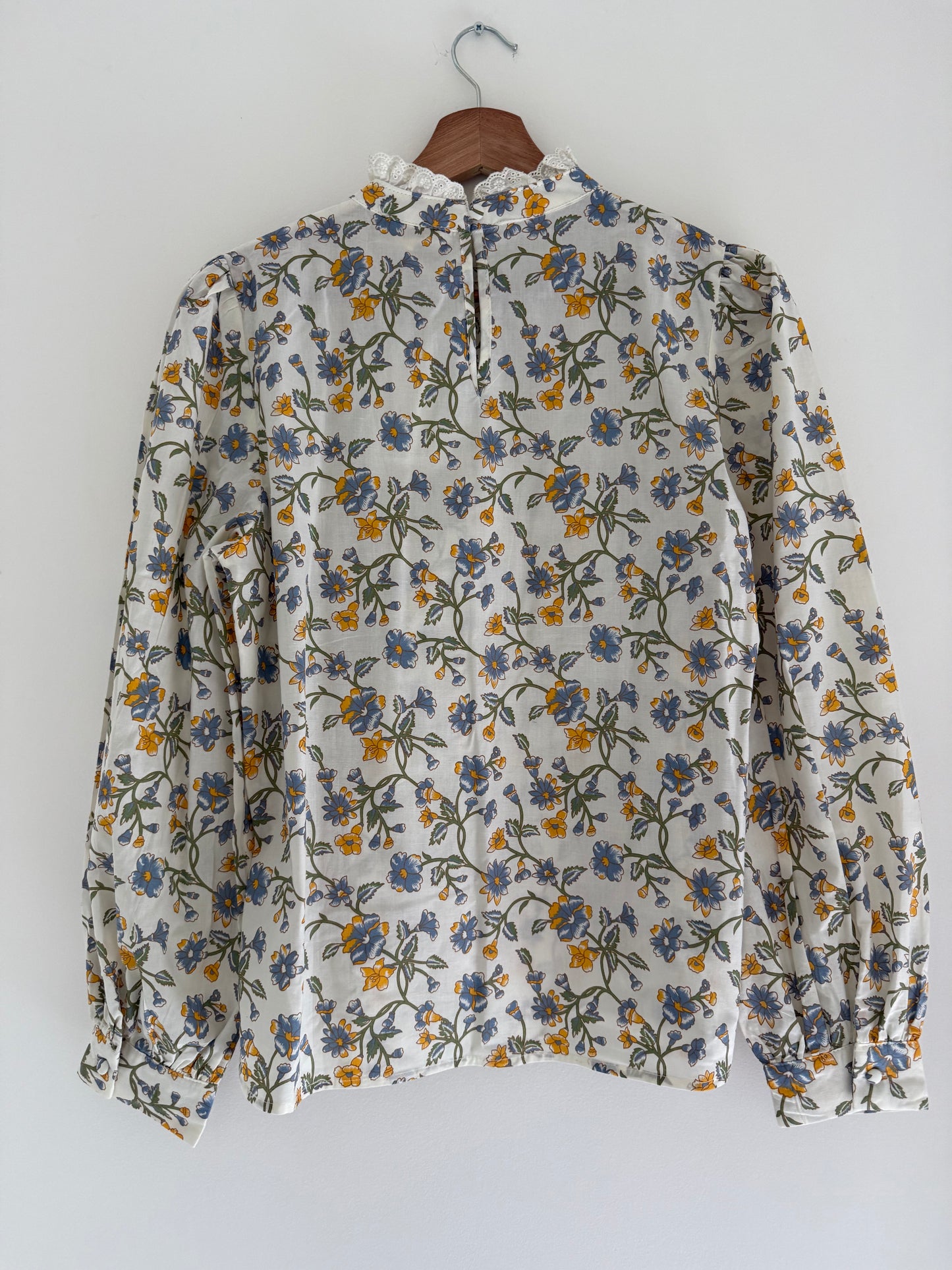 Blouse blanc cassé imprimé fleuri