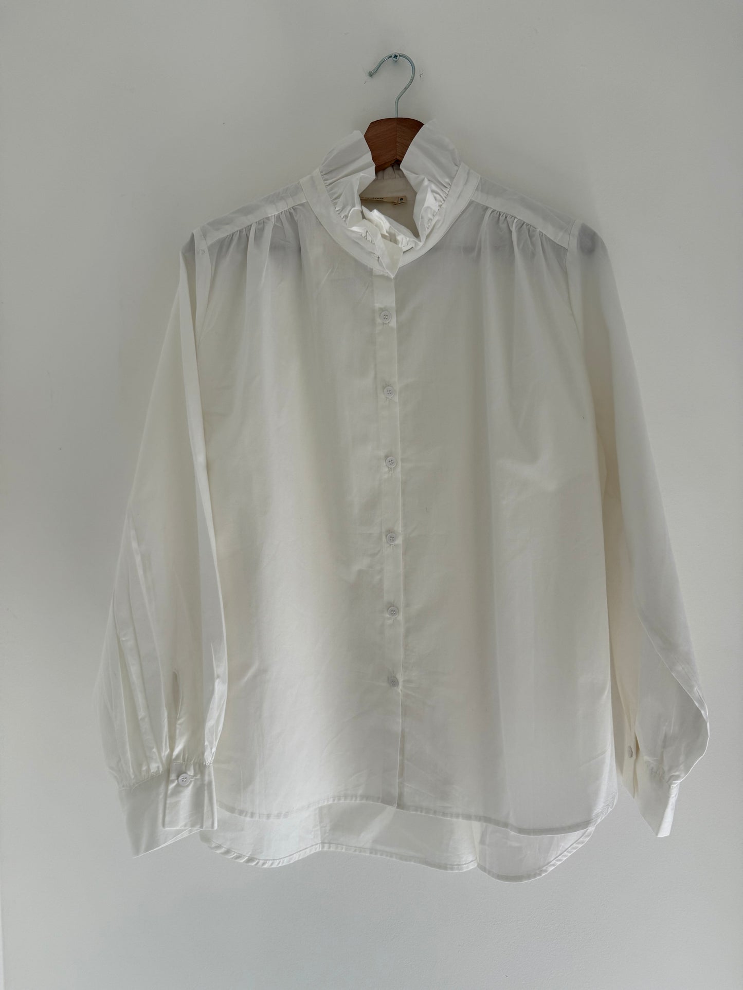 Chemise avec grand col blanche
