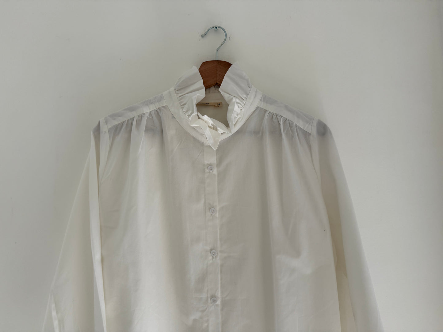 Chemise avec grand col blanche