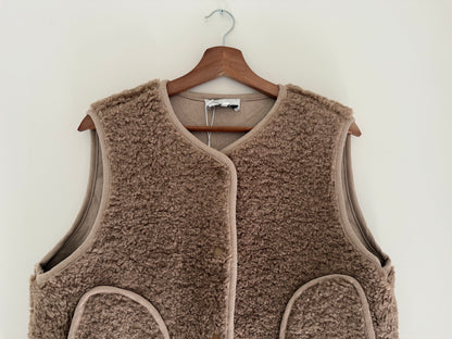 Gilet sans manches effet moumoute camel