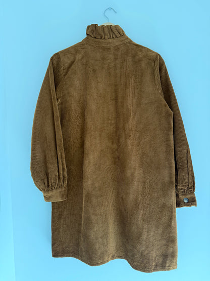 Robe en velours chocolat avec grand col