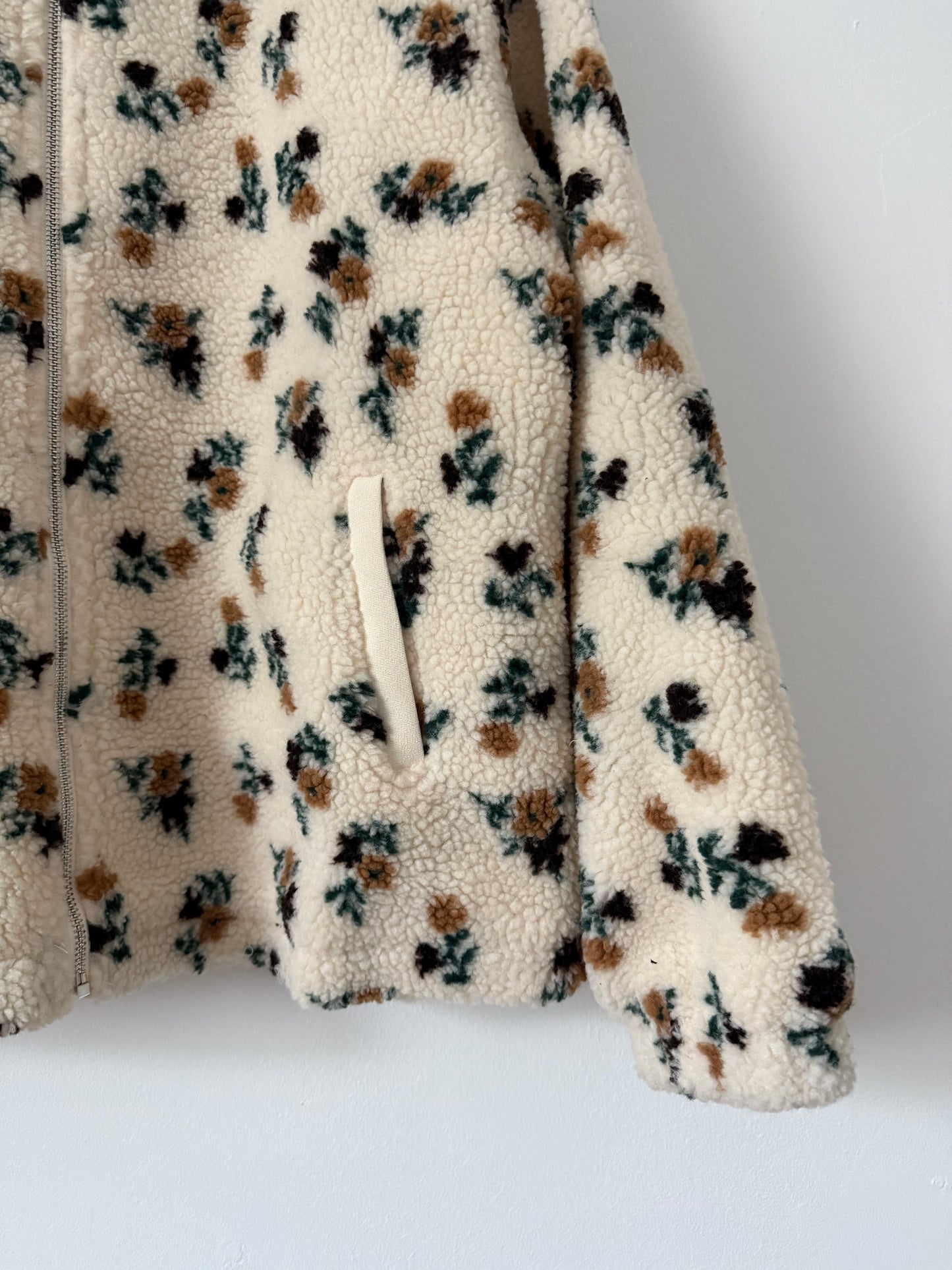 Veste polaire moumoute crème avec motifs