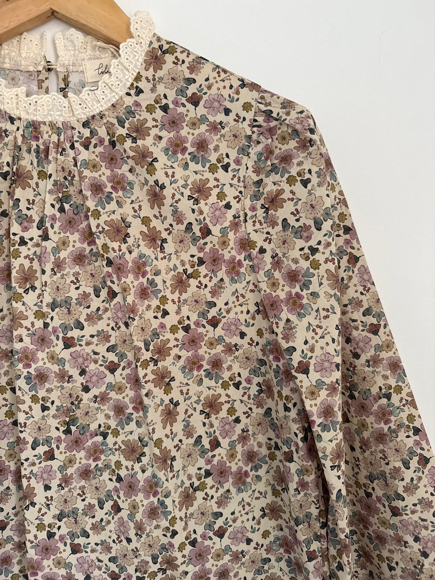 Blouse imprimé fleuri avec col broderie anglaise