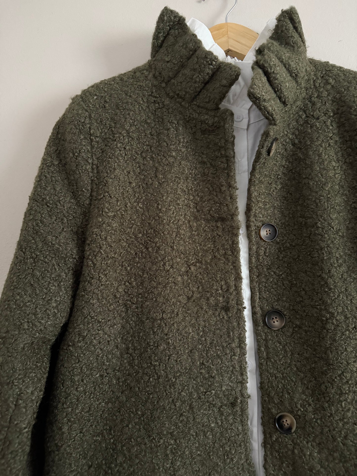 Veste avec col à bouclettes kaki