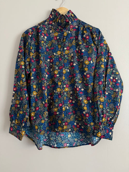 Chemise avec col imprimé fleuri bleue marine