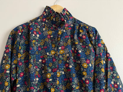 Chemise avec col imprimé fleuri bleue marine