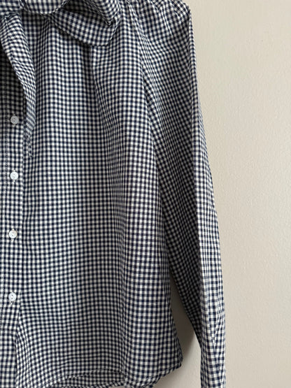 Chemise avec col lavallière vichy bleue marine et blanche