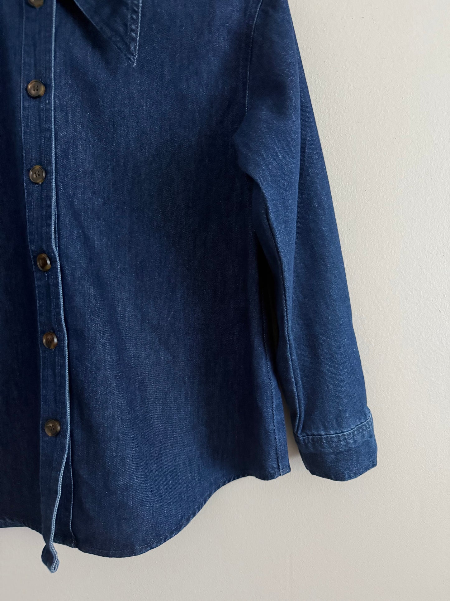 Chemise en jean avec col lavallière