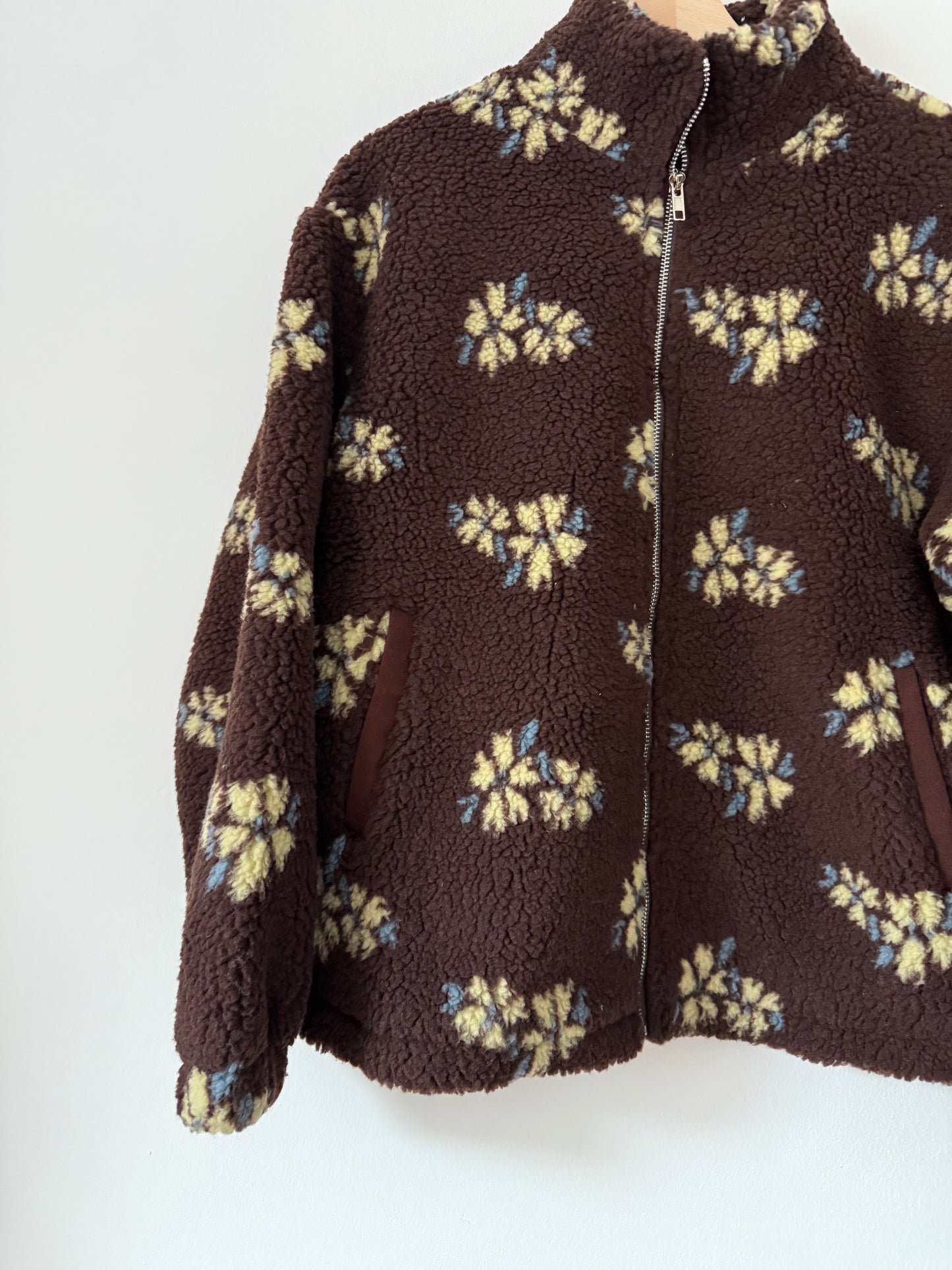 Veste polaire moumoute chocolat avec motifs