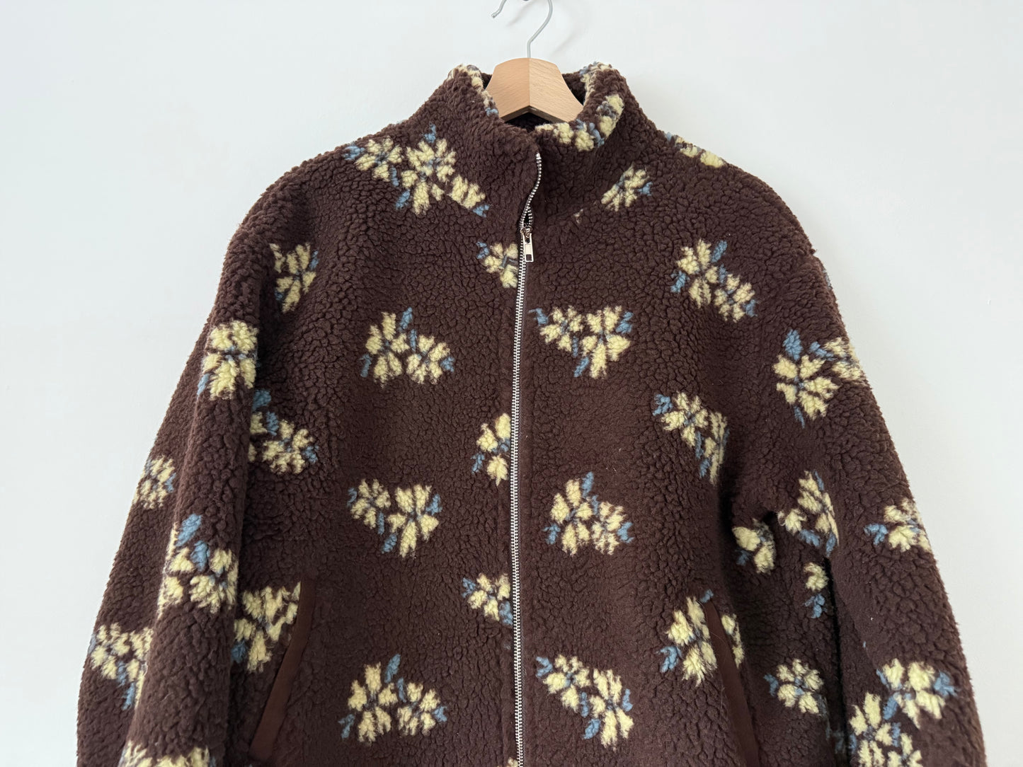 Veste polaire moumoute chocolat avec motifs